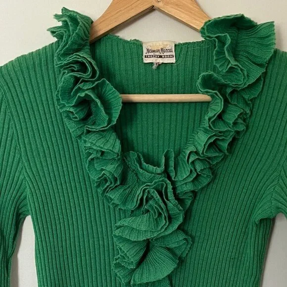 Neiman Marcus Trophy Room Ruffle Sweater - Size S/M - VINTAGE & RARE - Picture 2 of 7